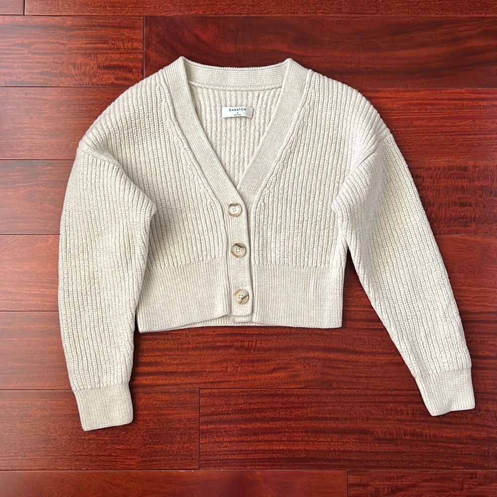 Aritizia Babaton Canberra Cardigan